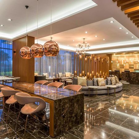 Courtyard By Marriott Bogota Airport Hotel Exterior foto
