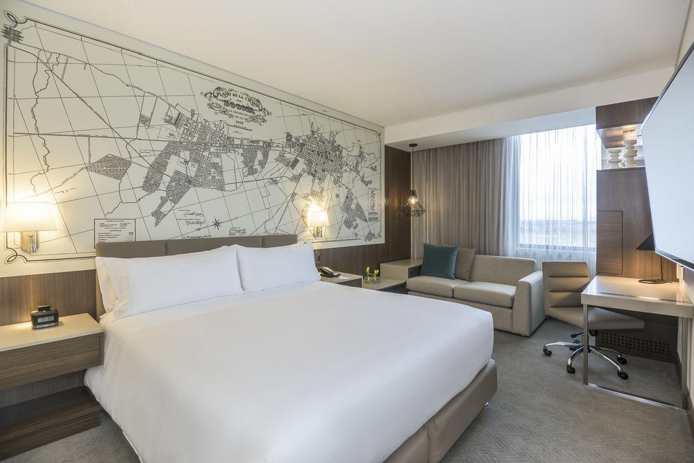 Courtyard By Marriott Bogota Airport Hotel Exterior foto