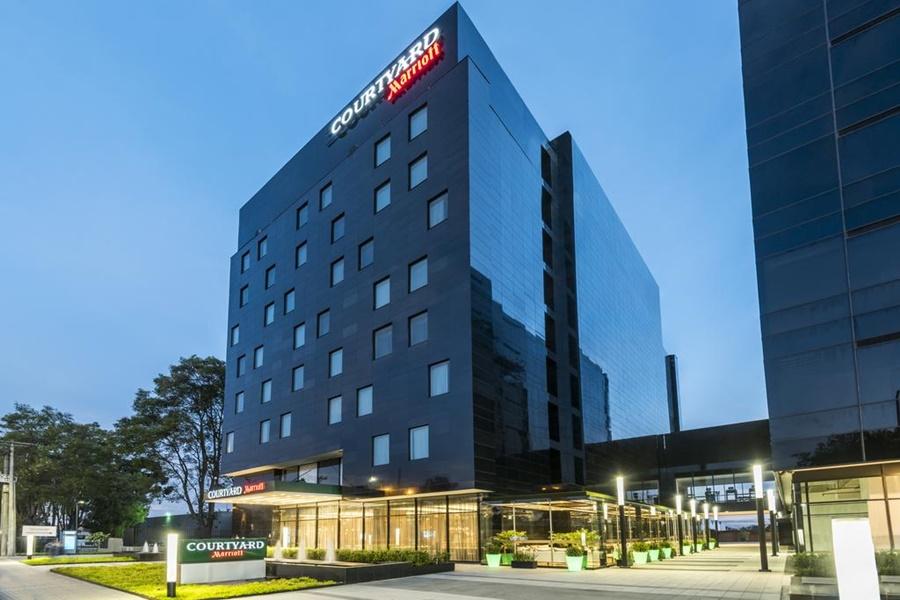 Courtyard By Marriott Bogota Airport Hotel Exterior foto