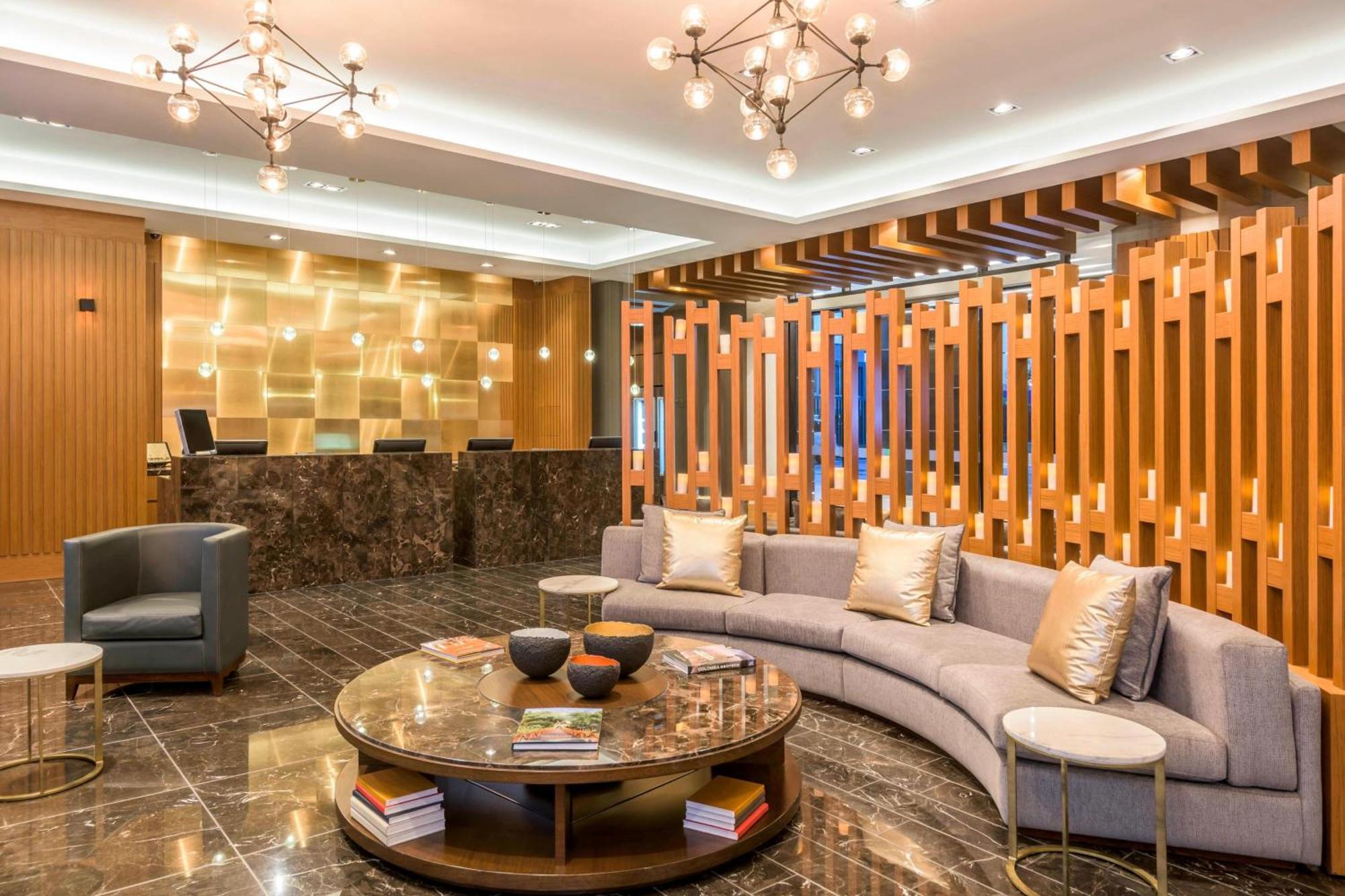Courtyard By Marriott Bogota Airport Hotel Exterior foto