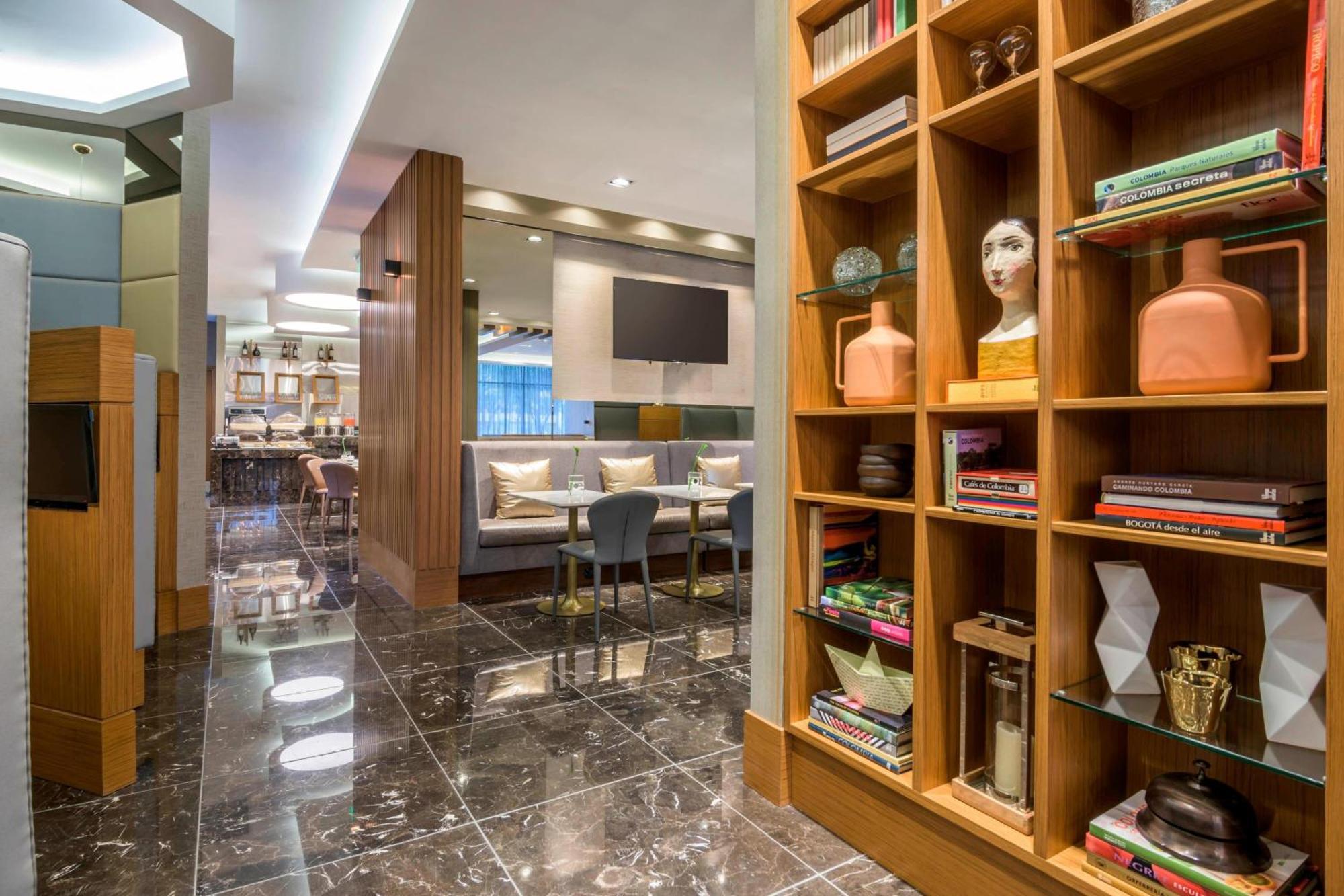 Courtyard By Marriott Bogota Airport Hotel Exterior foto